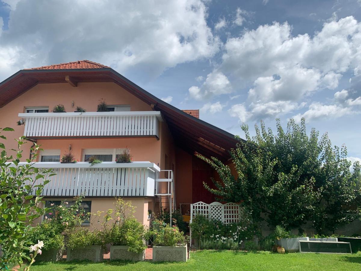 Apartma Metka Мойстрана Екстериор снимка